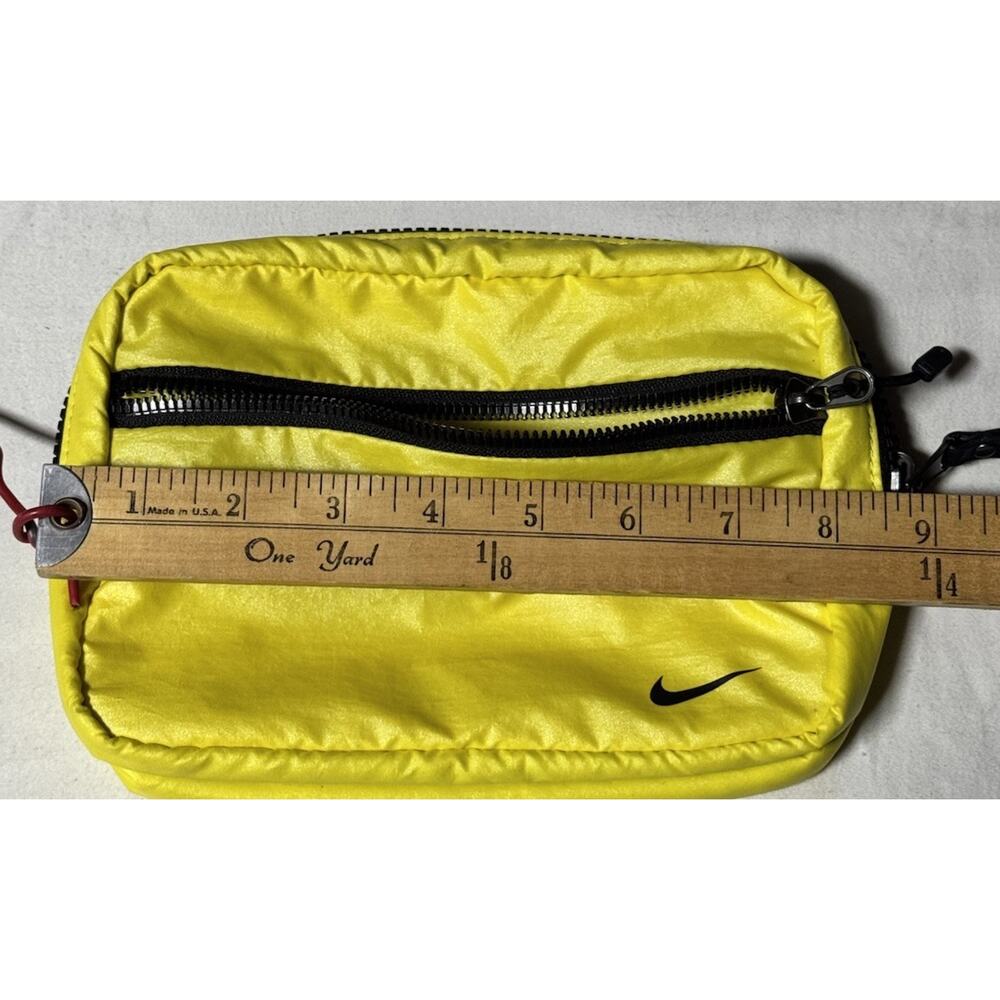 Nike Travel Pouch Bag With Outside Zipper Pocket 9”x6” Yellow Retro Sports - Picture 7 of 8
